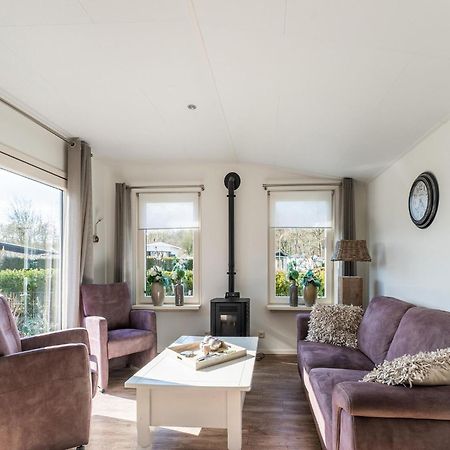 Cosy Holiday Home In Appelscha With Garden ภายนอก รูปภาพ
