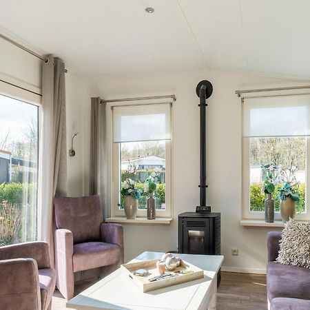 Cosy Holiday Home In Appelscha With Garden ภายนอก รูปภาพ