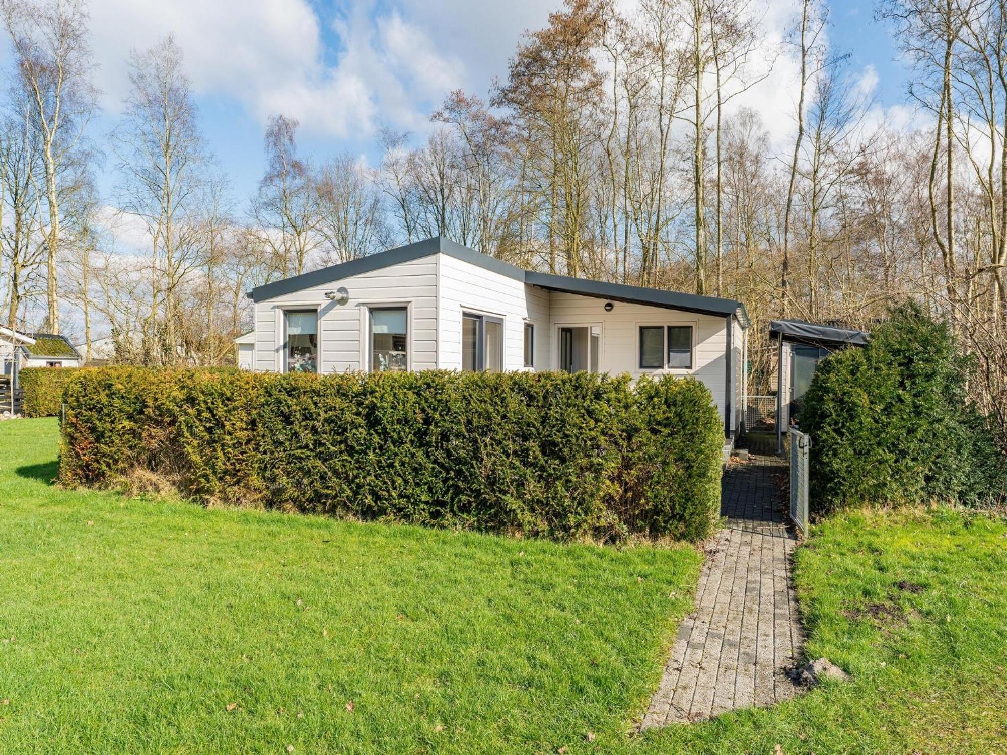Cosy Holiday Home In Appelscha With Garden ภายนอก รูปภาพ